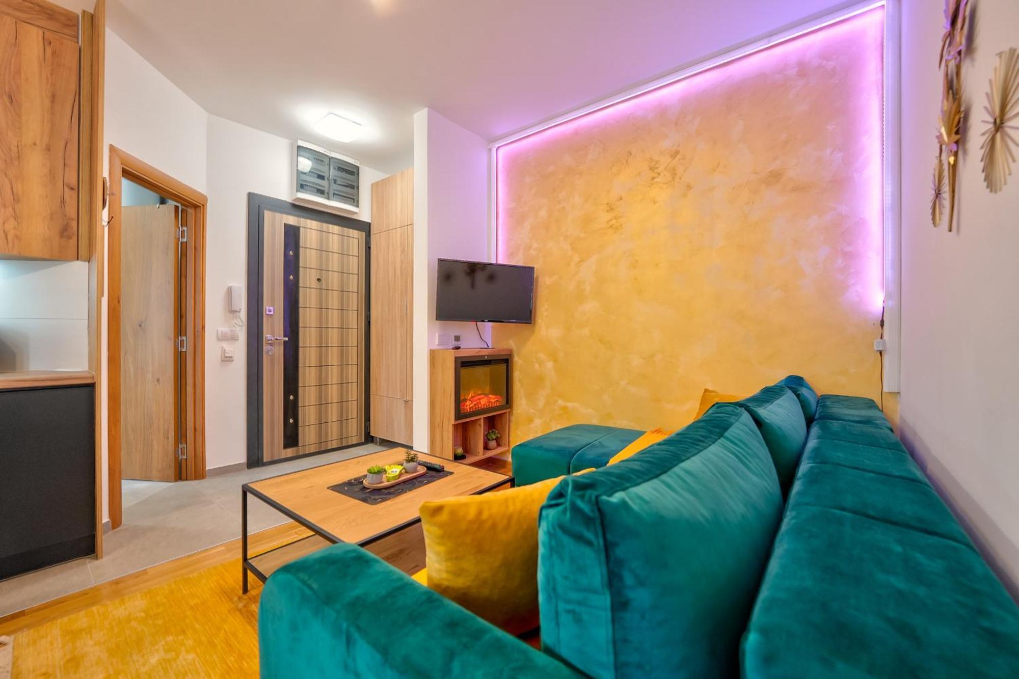 R2 Apartment *